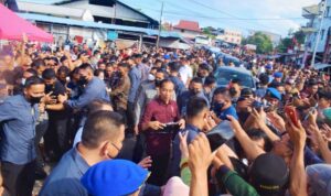 Presiden Jokowi di Pasar Pinasungkulan Karombasan Manado